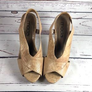 MODA Spana Tan Snakeskin Slingback Heels